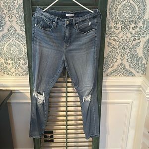 Good American Good Legs Crop jeans